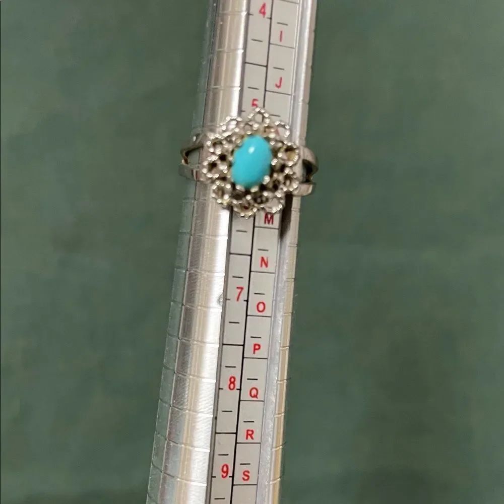 Vintage Sarah Coventry Elegant Sterling Silver and Turquoise Ring